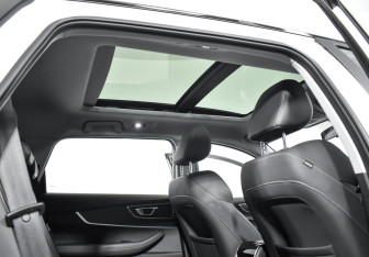 Подержанный автомобиль Chery Tiggo 8 2023 года (18 фото)