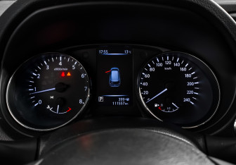 Подержанный автомобиль Nissan X-Trail 2020 года (18 фото)