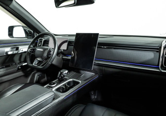 Подержанный автомобиль Jaecoo J7 2024 года (9 фото)