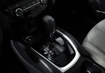 Подержанный автомобиль Nissan Qashqai 2017 года (11 фото)