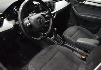 Подержанный автомобиль Skoda Rapid Liftback 2020 года (9 фото)