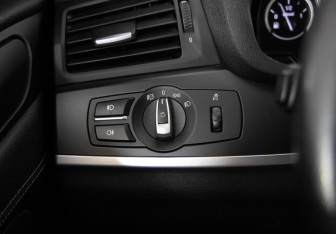 Подержанный автомобиль BMW X3 2014 года (19 фото)