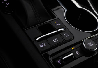 Подержанный автомобиль Kia K5 2020 года (21 фото)