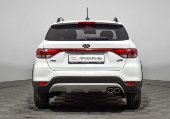 Подержанный автомобиль Kia Rio Hatchback 2019 года (6 фото)