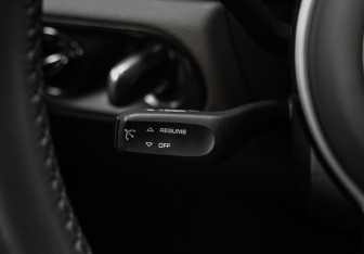 Подержанный автомобиль Porsche Macan 2018 года (15 фото)