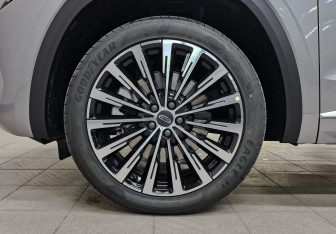 Новый Geely Monjaro 2025 (7 фото)