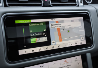 Подержанный автомобиль Land Rover Range Rover 2018 года (18 фото)