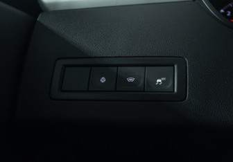 Подержанный автомобиль Renault Arkana 2021 года (19 фото)