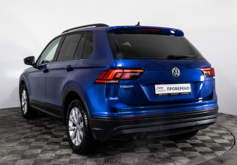 Подержанный автомобиль Volkswagen Tiguan 2020 года (7 фото)