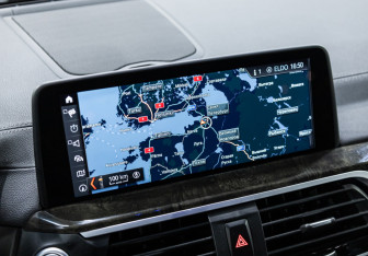 Подержанный автомобиль BMW X3 2018 года (20 фото)
