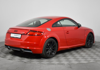 Подержанный автомобиль Audi TT Coupe 2015 года (5 фото)