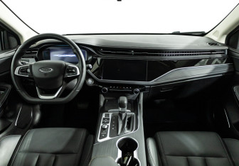 Подержанный автомобиль Omoda S5 2024 года (13 фото)