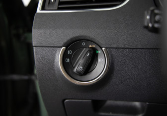 Подержанный автомобиль Skoda Octavia Liftback 2020 года (19 фото)