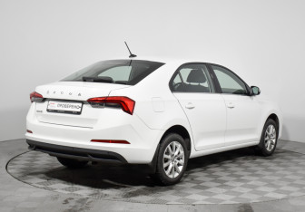 Подержанный автомобиль Skoda Rapid Liftback 2021 года (5 фото)