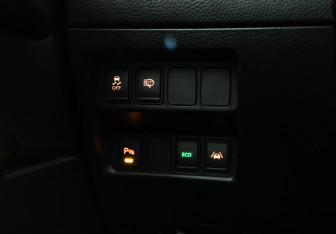 Подержанный автомобиль Nissan Qashqai 2014 года (20 фото)