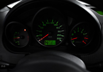 Подержанный автомобиль Mitsubishi Colt Hatchback 2007 года (16 фото)