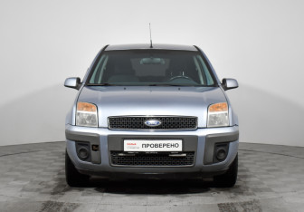 Подержанный автомобиль Ford Fusion 2007 года (2 фото)