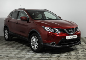 Подержанный автомобиль Nissan Qashqai 2016 года (3 фото)
