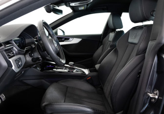 Подержанный автомобиль Audi A5 Liftback 2021 года (28 фото)