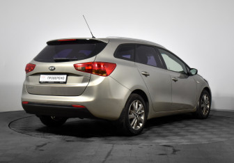 Подержанный автомобиль Kia Ceed Wagon 2013 года (5 фото)