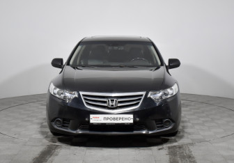 Подержанный автомобиль Honda Accord Sedan 2011 года (2 фото)