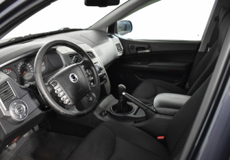 Подержанный автомобиль SsangYong Kyron 2014 года (9 фото)