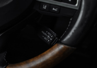 Подержанный автомобиль Lexus LX 2016 года (15 фото)