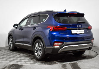 Подержанный автомобиль Hyundai Santa Fe 2019 года (6 фото)