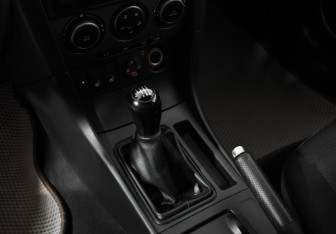Подержанный автомобиль Mazda 3 Hatchback 2007 года (11 фото)