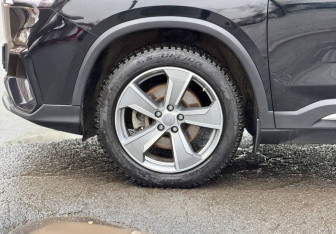 Подержанный автомобиль Geely Okavango 2024 года (8 фото)