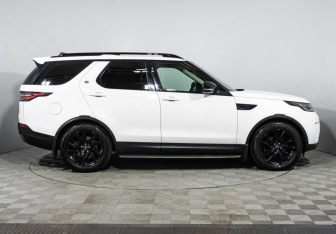 Подержанный автомобиль Land Rover Discovery 2017 года (4 фото)