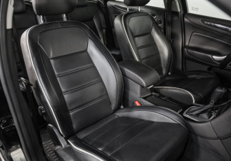 Подержанный автомобиль Ford Mondeo Sedan 2012 года (23 фото)