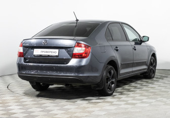 Подержанный автомобиль Skoda Rapid Liftback 2016 года (5 фото)