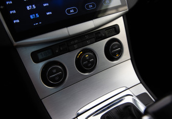 Подержанный автомобиль Volkswagen Passat Sedan 2008 года (15 фото)
