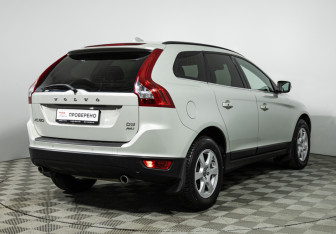 Подержанный автомобиль Volvo XC60 2012 года (5 фото)