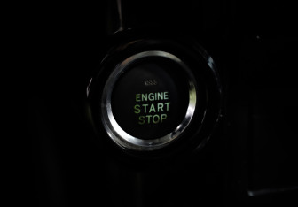 Подержанный автомобиль Toyota Land Cruiser Prado 2016 года (15 фото)