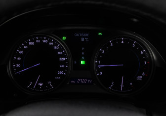 Подержанный автомобиль Lexus IS Sedan 2008 года (17 фото)