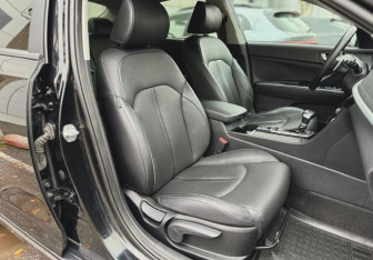 Подержанный автомобиль Kia Optima Sedan 2019 года (13 фото)