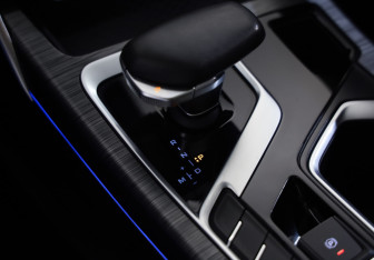 Подержанный автомобиль Geely Tugella 2023 года (19 фото)