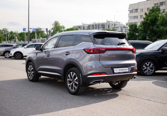 Подержанный автомобиль Chery Tiggo 7 Pro Max 2023 года (4 фото)