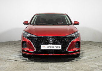 Подержанный автомобиль Changan Eado Plus 2023 года (2 фото)