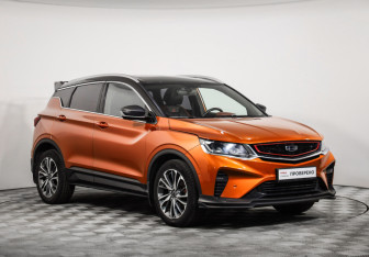Подержанный автомобиль Geely Coolray 2020 года (3 фото)