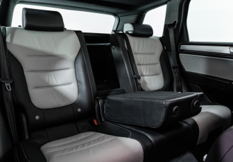Подержанный автомобиль Volkswagen Touareg 2017 года (22 фото)