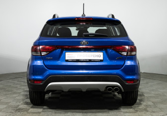 Подержанный автомобиль Kia Rio Hatchback 2020 года (6 фото)