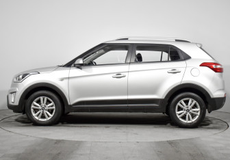 Подержанный автомобиль Hyundai Creta 2018 года (8 фото)