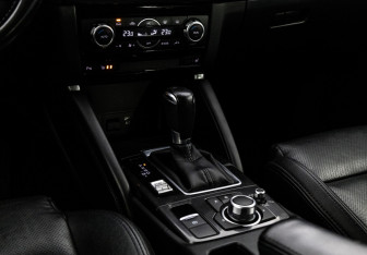 Подержанный автомобиль Mazda CX-5 2016 года (17 фото)