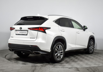 Подержанный автомобиль Lexus NX 2018 года (5 фото)