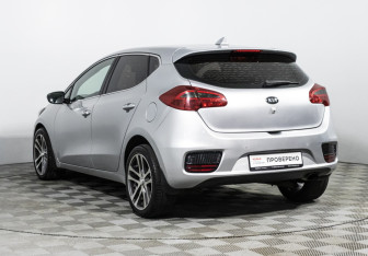 Подержанный автомобиль Kia Ceed Hatchback 2018 года (7 фото)