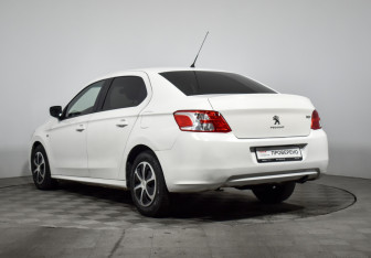 Подержанный автомобиль Peugeot 301 2013 года (7 фото)