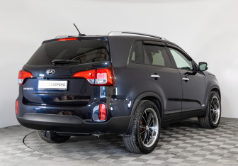 Подержанный автомобиль Kia Sorento 2019 года (5 фото)